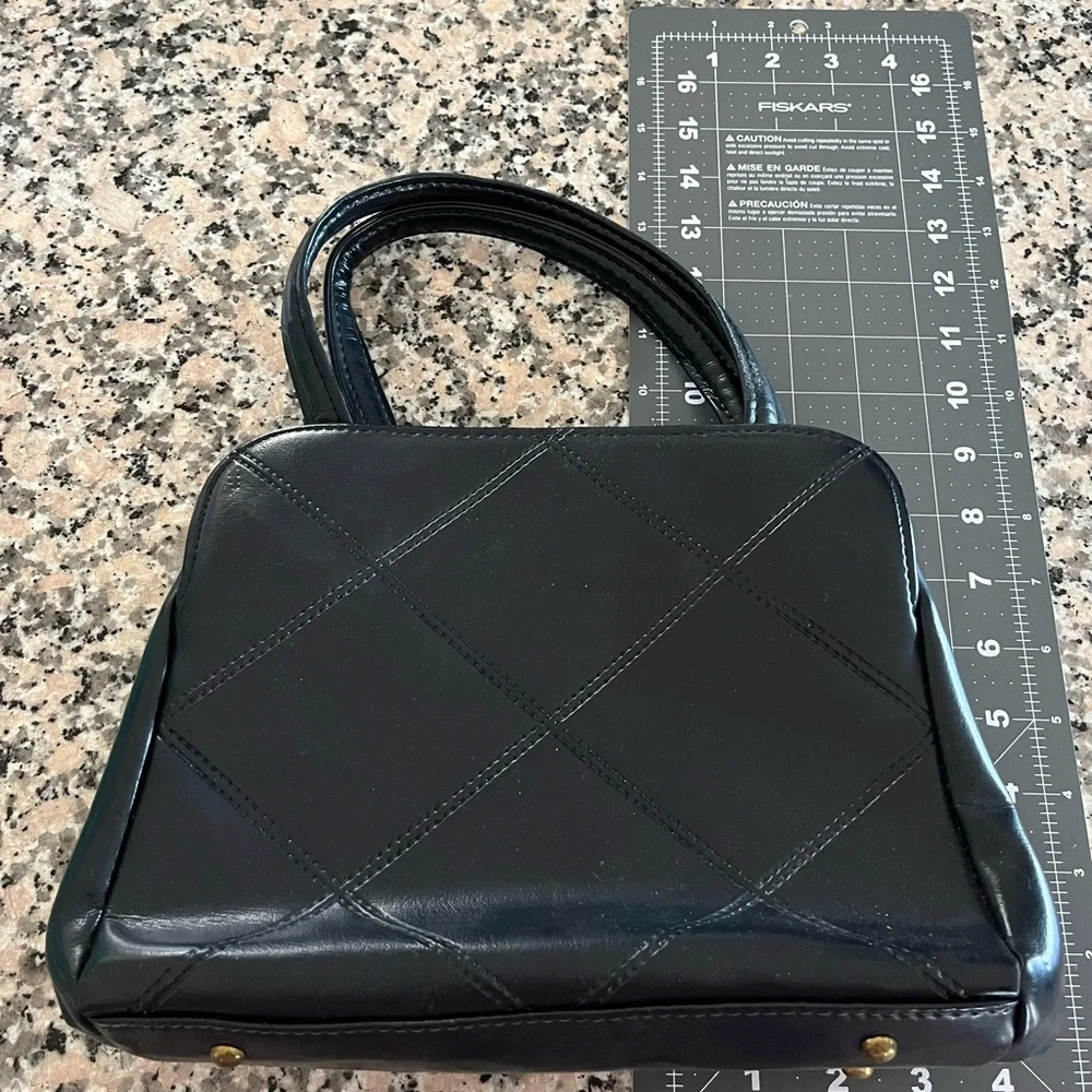 Vintage navy handbag - Picture 2 of 3